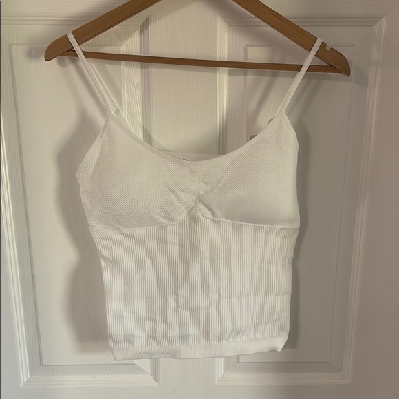 No Boundaries Cream Sleeveless Crop Camisole - Picture 1 of 1